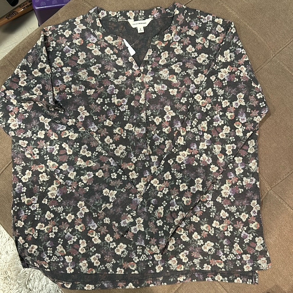NWT LUCKY BRAND floral knit top